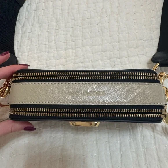 Marc Jacobs Crossbody Bag in Gray with Gold Accents